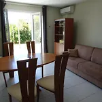 T2, Rez De Avec Piscine