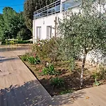T2, Rez De Avec Piscine Nyaraló *
