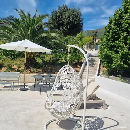 Holiday home T2, Rez De Avec Piscine *