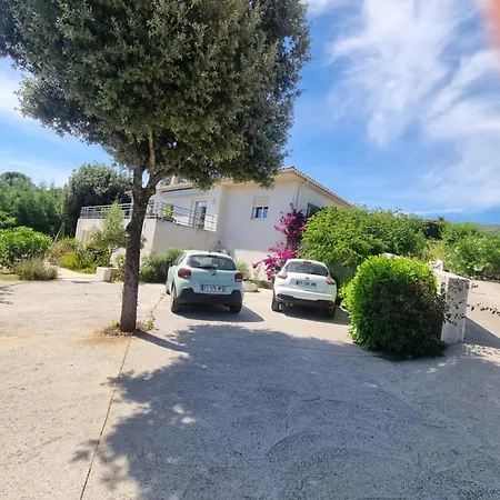 T2, Rez De Avec Piscine *