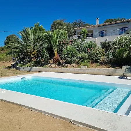 Holiday home T2, Rez De Avec Piscine Afa