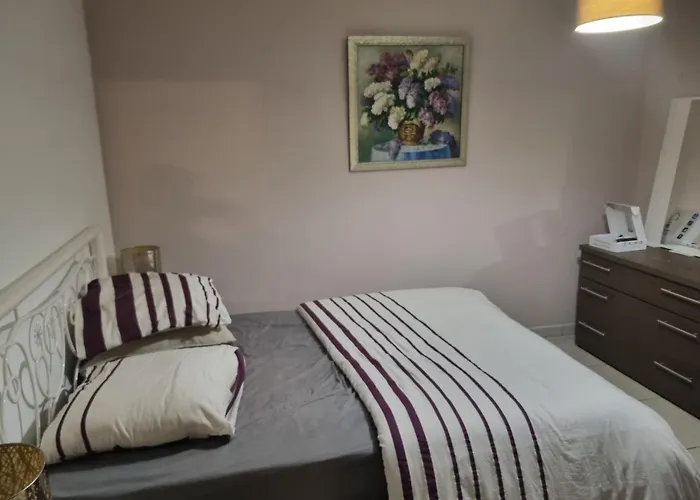 Сasa de vacaciones T2, Rez De Avec Piscine *